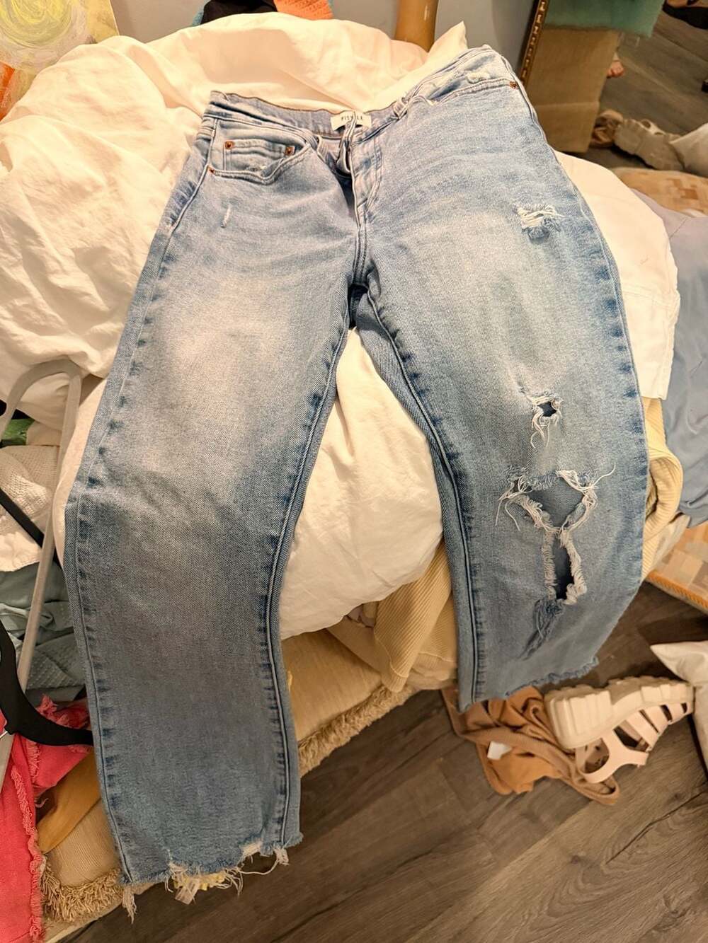 Pistola Women's Light Wash Distressed Straight Leg Jeans Size 29